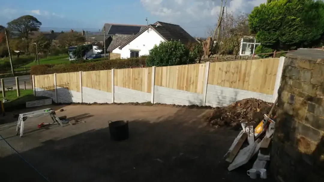 Fencing contractor services